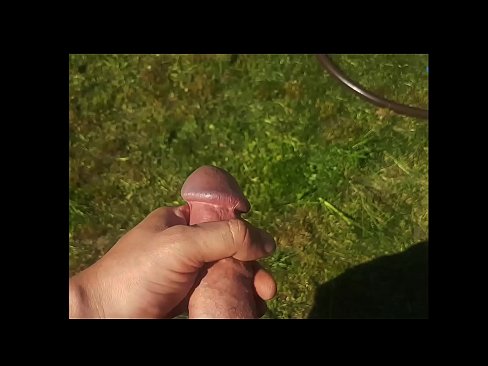 ❤️ Hot hottie si fa scopare la figa rosa e sborra con uno squirt in un giardino estivo ☑ Porno fatto in casaal it.onlydesiporn.ru ️❤